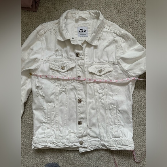 Zara White Distressed Denim Jacket - Picture 7 of 10